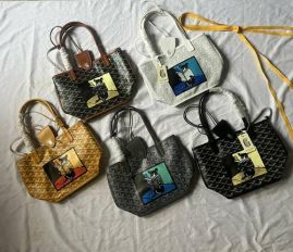 Picture of Goyard Lady Handbags _SKUfw114339278fw